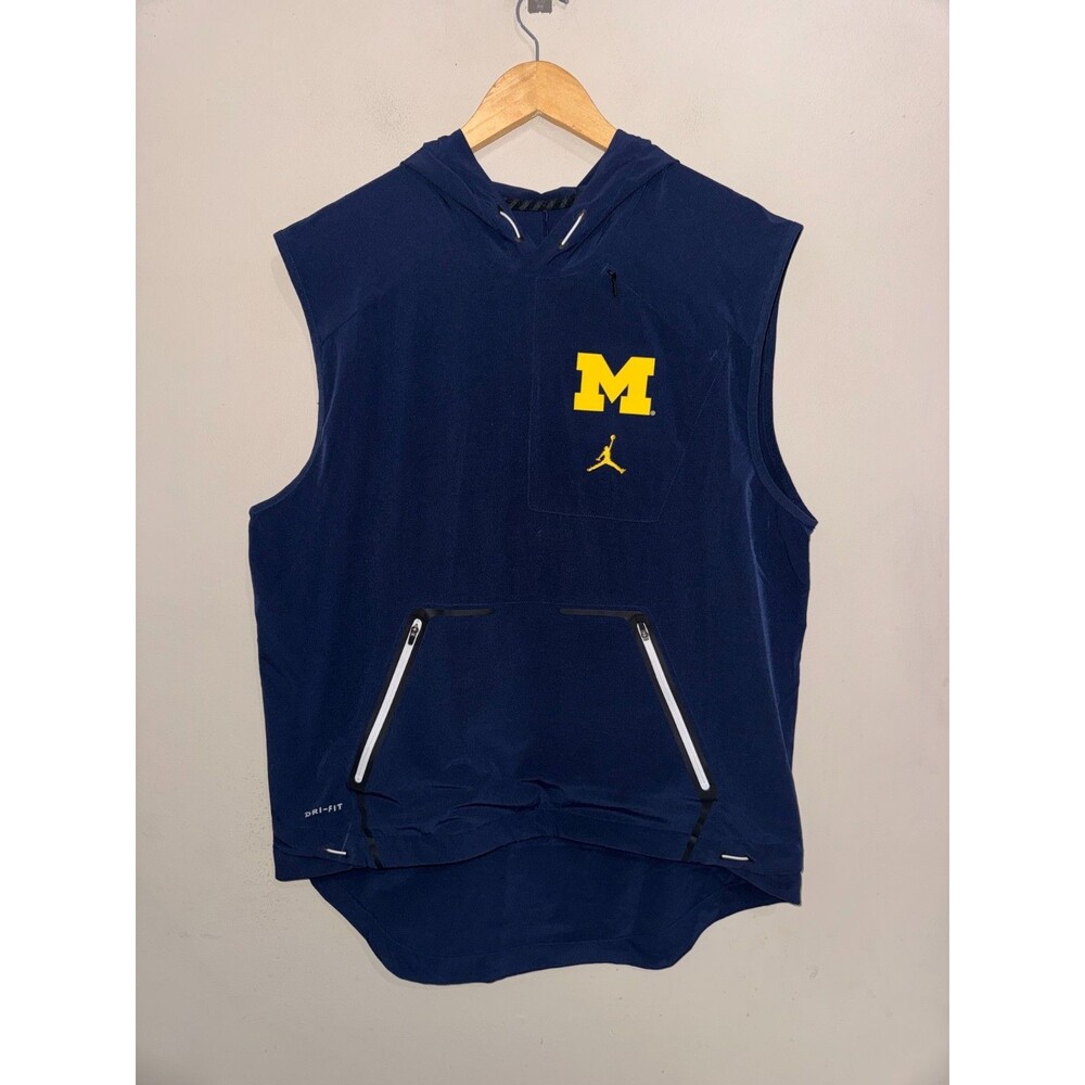 Mens L Jordan Michigan Football Team Issued PE Alpha Fly Rush Hooded Vest Jacket